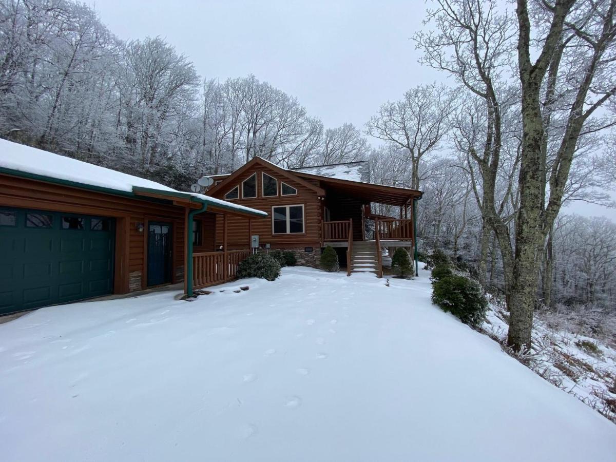 Cardinal'S View Lodge Blowing Rock Exterior photo