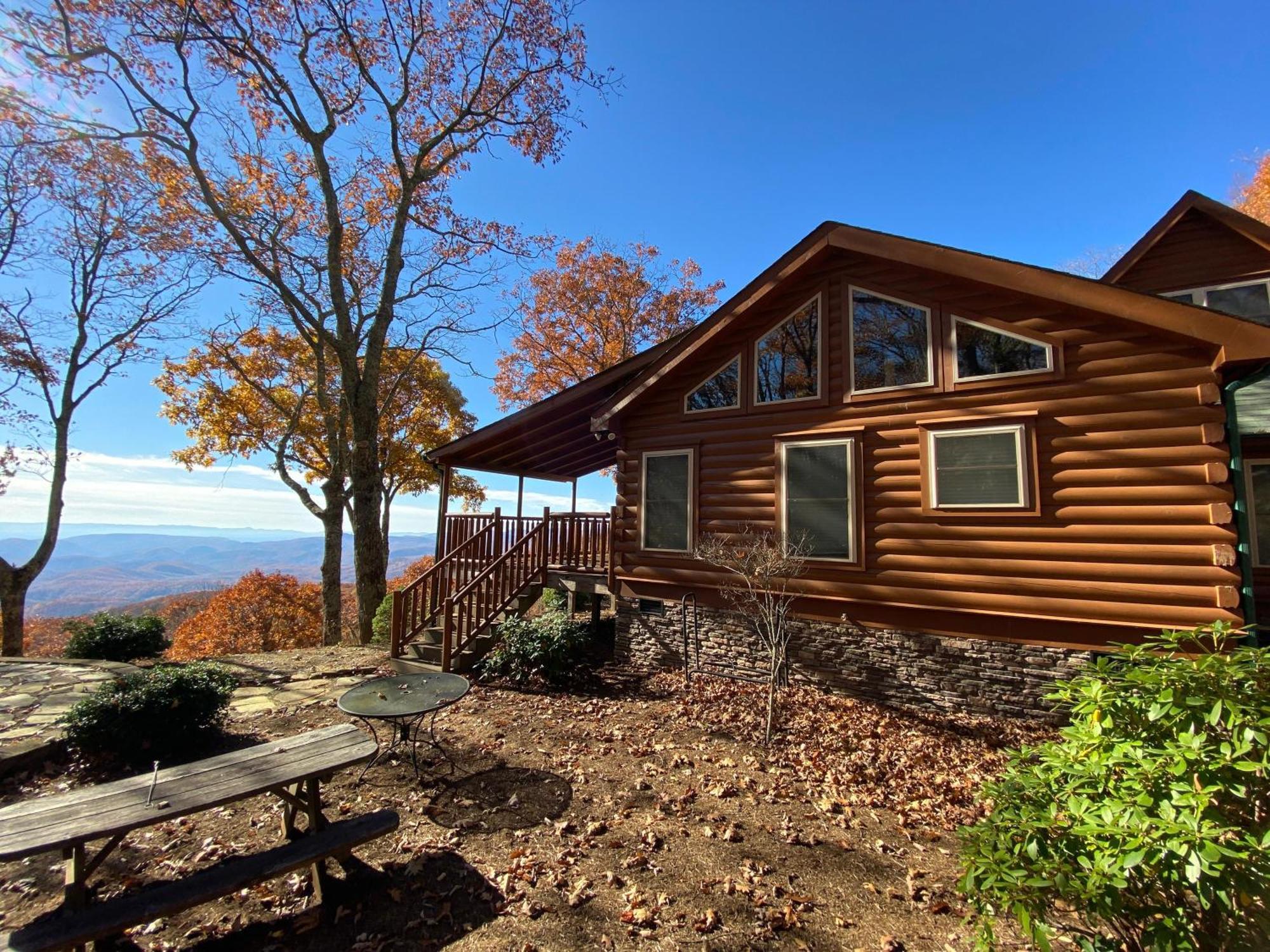 Cardinal'S View Lodge Blowing Rock Exterior photo