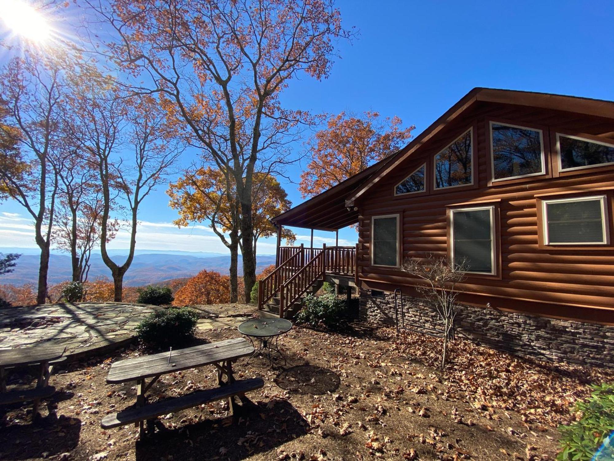 Cardinal'S View Lodge Blowing Rock Exterior photo